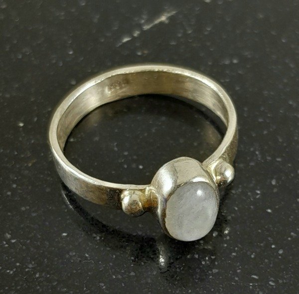 Producto - Anillo de plata 925 con piedra Luna
