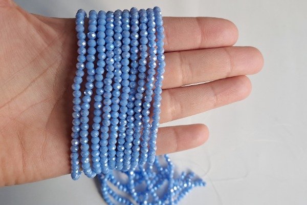 Producto - Cristal de Roca Celeste Oscuro 4 mm