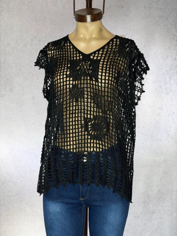 Producto - REMERA NEGRA CROCHET