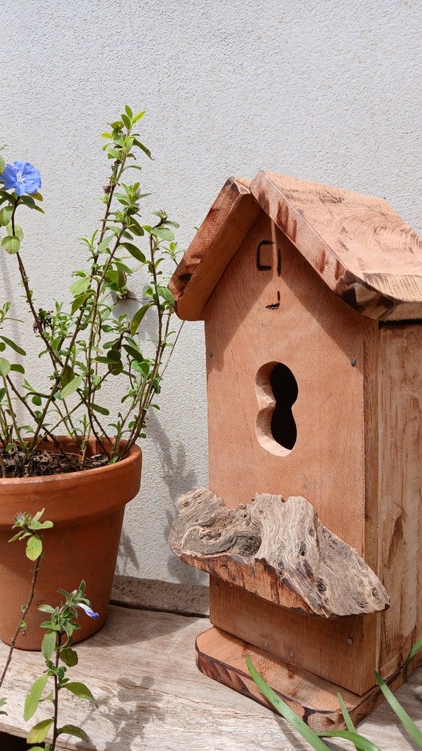 Producto - Casita nido " tronco" ( CRM 001)