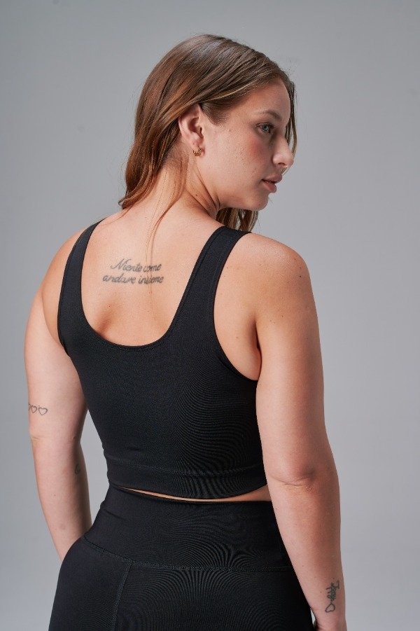 Producto - TOP LONG NEGRO