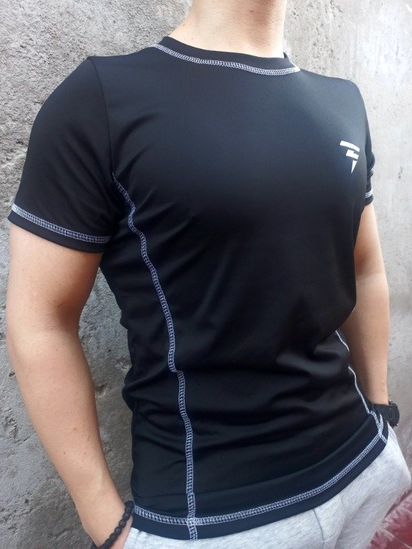 Producto - Remeras entalladas colores clásicos