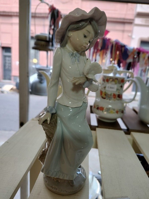 Producto - Figura niña Lladró