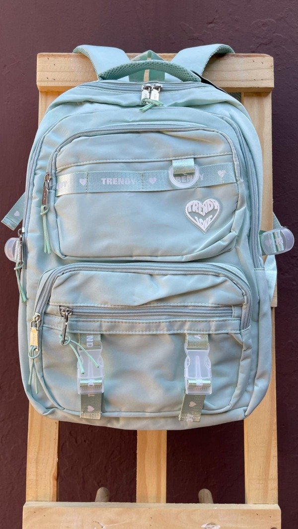 Producto - MOCHILAS GRANDES TRENDY