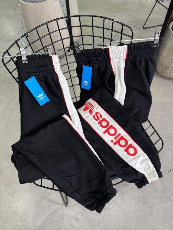 Producto - JOGGING ADIDAS COMBINADO