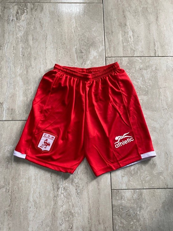 Producto - Short morón rojo 2025