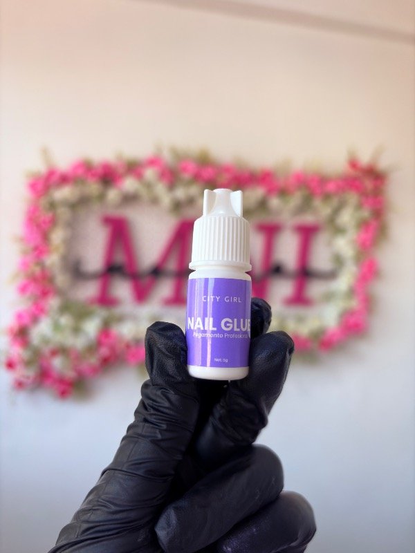 Producto - Pegamento premium con gotero para press on City girl x1