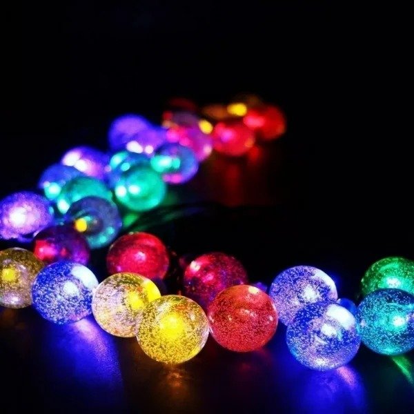 Producto - Guirnalda de bolitas transparente multicolor x 4 mts electrica con 8 efectos