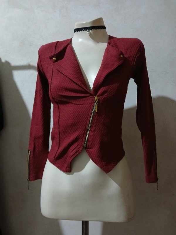 Producto - Camperita bordó