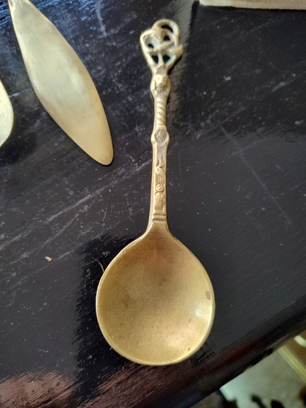 Producto - CUCHARA DE BRONCE NUDO