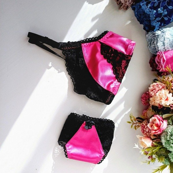 Producto - Conjunto de corpiño y bombacha en saten fucsia y puntilla negro Cod A7-23