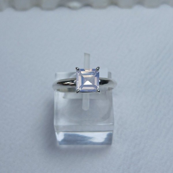 Producto - Anillo plata 925 amatista lavanda cuadrada n17