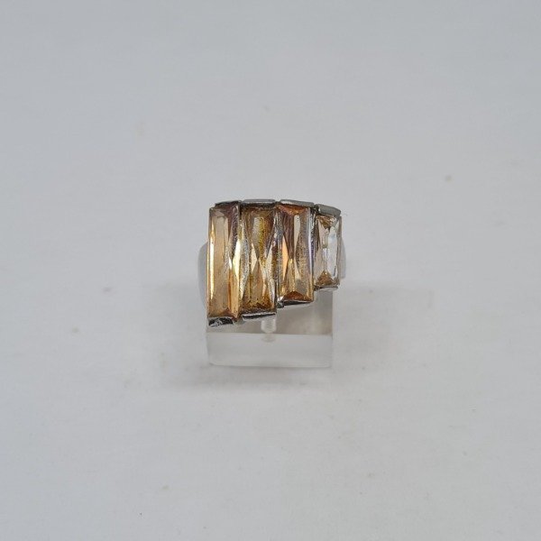 Producto - Anillo con piedra naranja