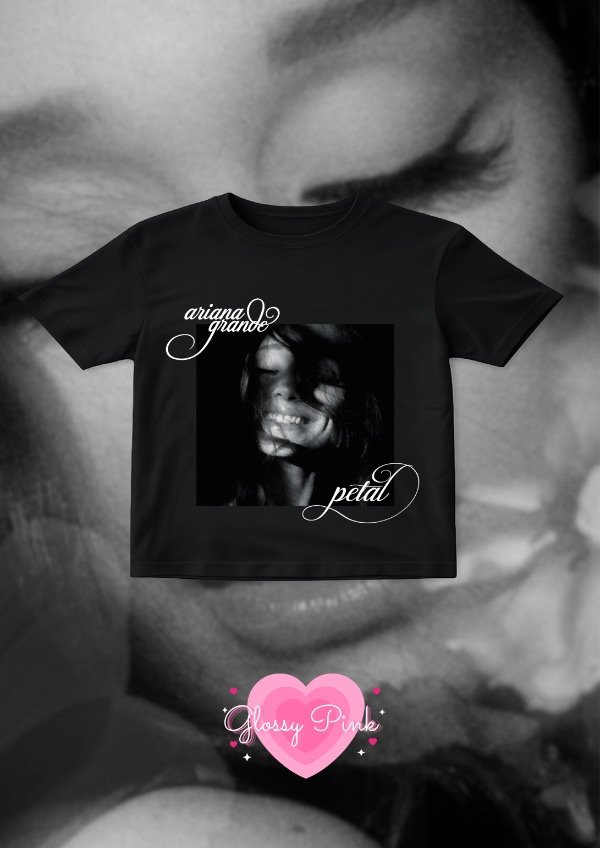 Producto - Baby Tee Ariana Grande Petals - DTF