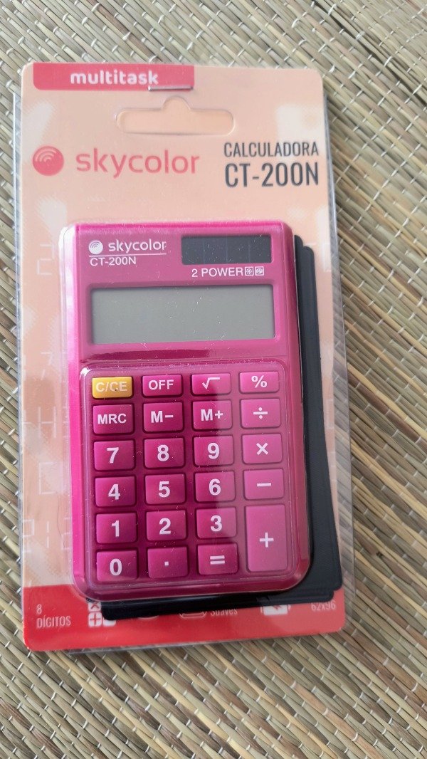 Producto - Calculadora SKYcolor magenta con funda