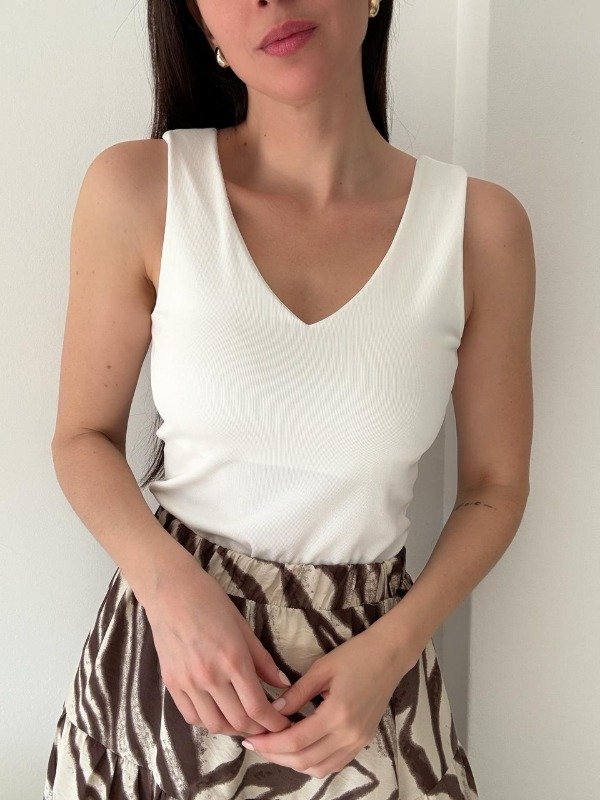 Producto - Musculosa clásica