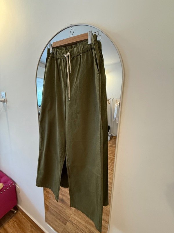 Producto - Pantalón Irupe verde militar