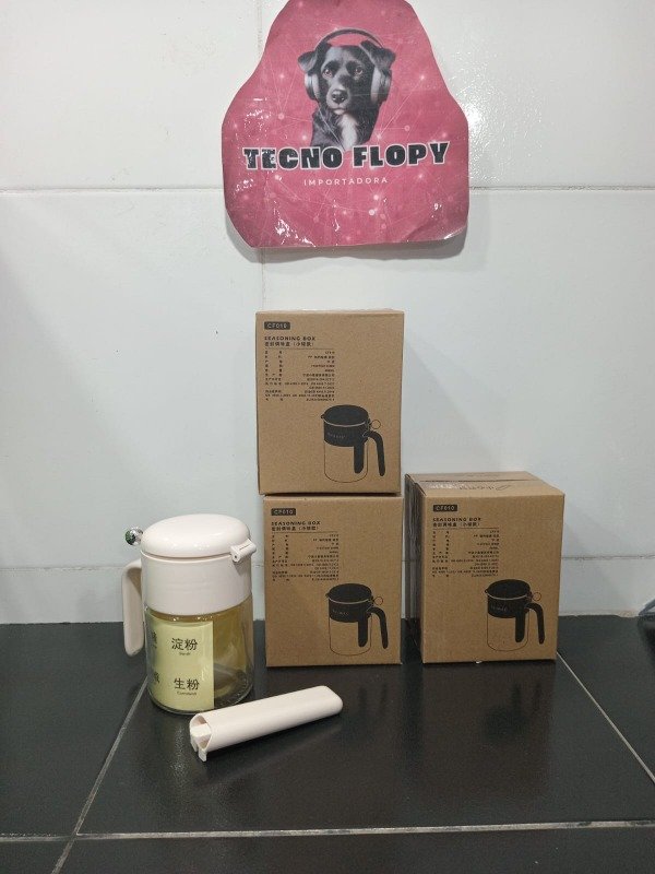 Producto - Envase especiero vidrio con medidor CF 010