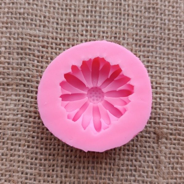 Producto - Molde de silicona margarita (chica)