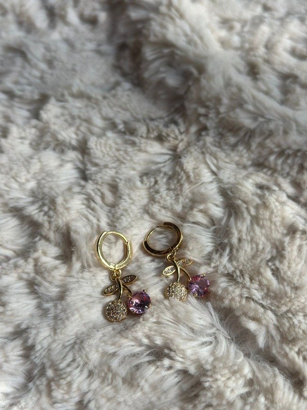 Producto - Argollas cereza strass