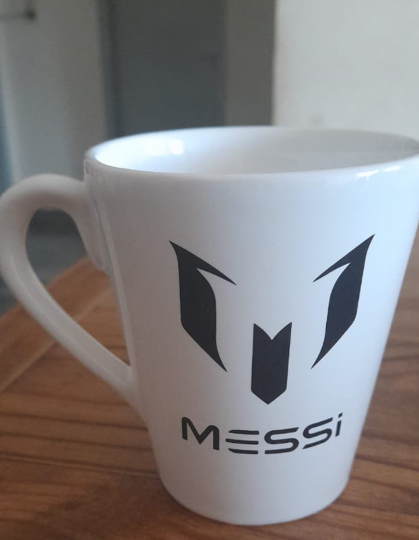 Producto - TAZA CONICA BLANCA CARTOON MESSI