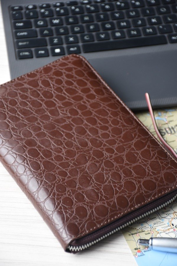 Producto - Organizador de viaje CUERO - 5