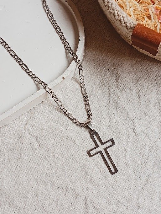 Producto - Collar CRUZ  - Acero quirúrgico