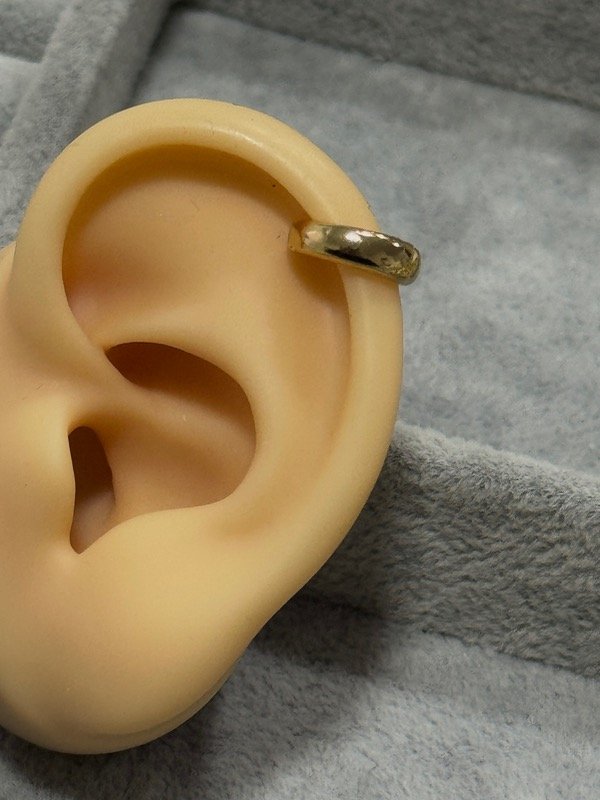 Producto - Earcuff Golden - yorke