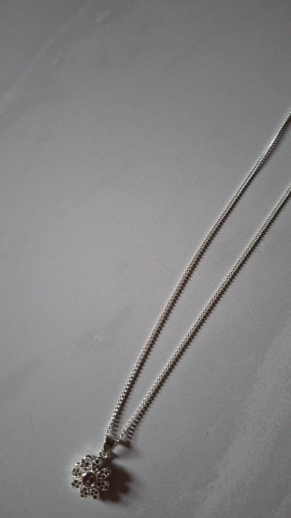 Producto - Cadena de acero blanco dalia rosa giratorio 45cm