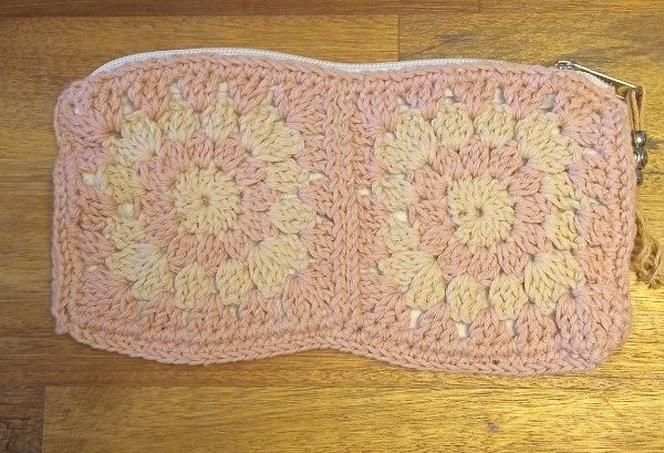 Producto - Cartuchera chica con cierre rosa y beige