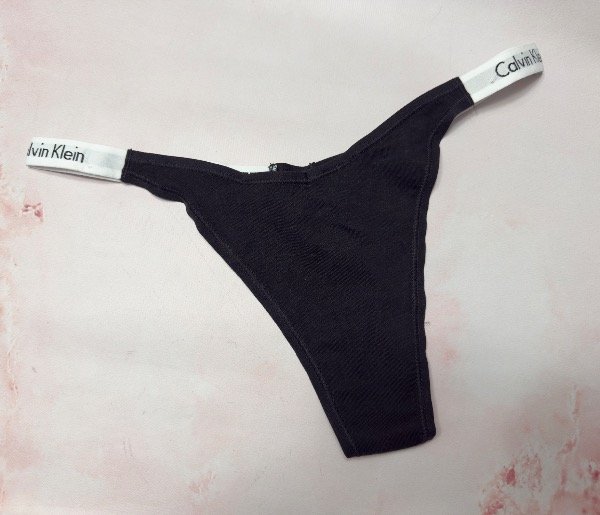 Producto - Less Calvin Klein 01617