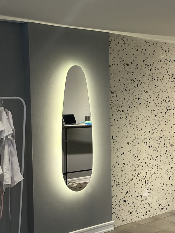 Producto - Espejo modelo ovalado + led