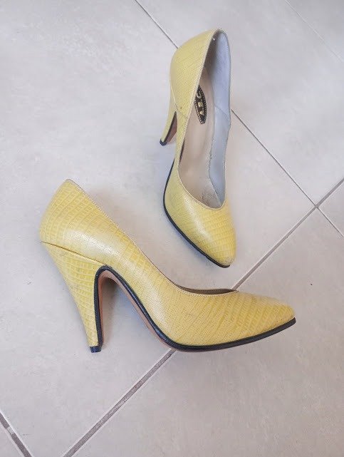 Producto - Zapatos amarillos A.B.C