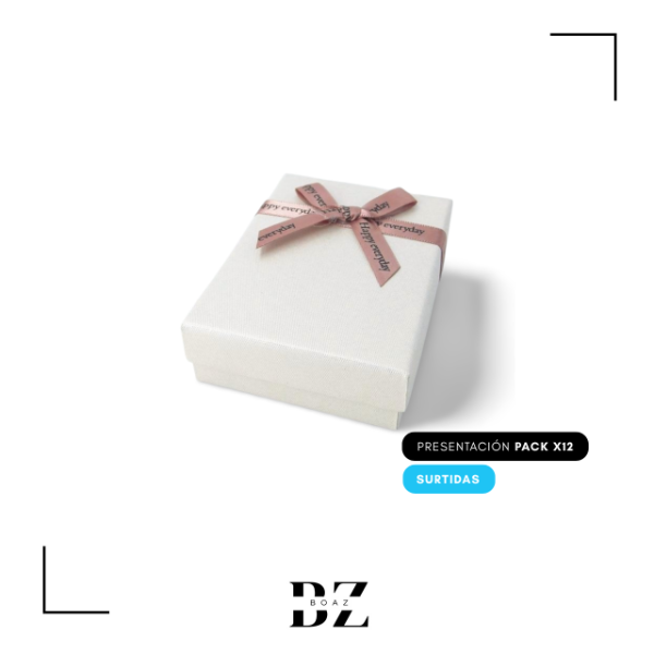 Producto - ESTUCHE REGALO X 12 PCS 7X9 CM CON MOÑO C.SURTIDO - 2031-3 - 1
