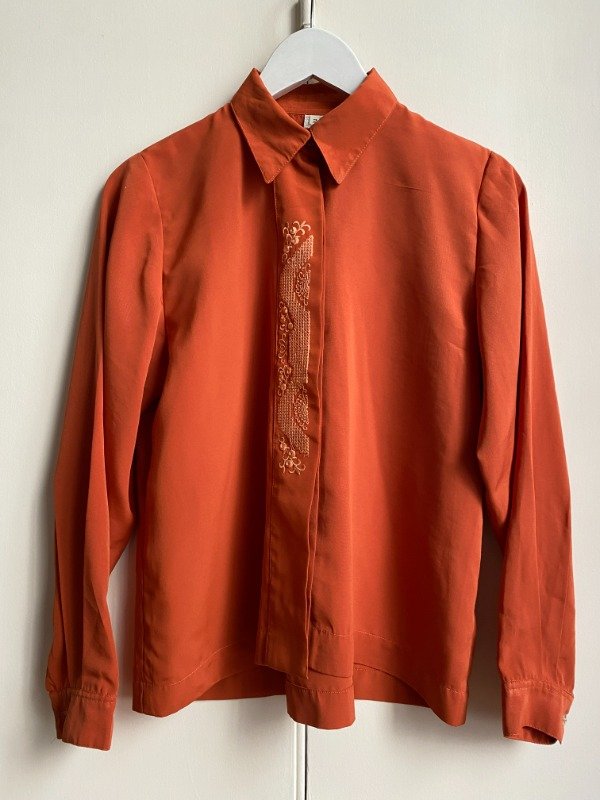 Producto - Camisa vintage bordada