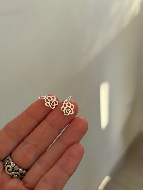 Producto - dije huella corazón