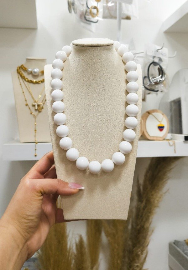 Producto - Collar Chicle Blanco