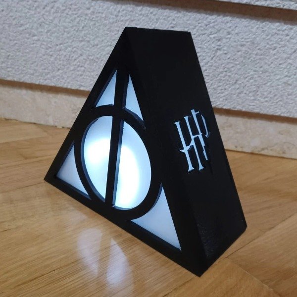 Producto - Mini Lámpara Triangular Emblema Mágico Harry Potter
