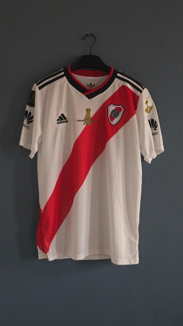 Producto - CAMISETA RETRO RIVER PLATE TITULAR 2018 - 0
