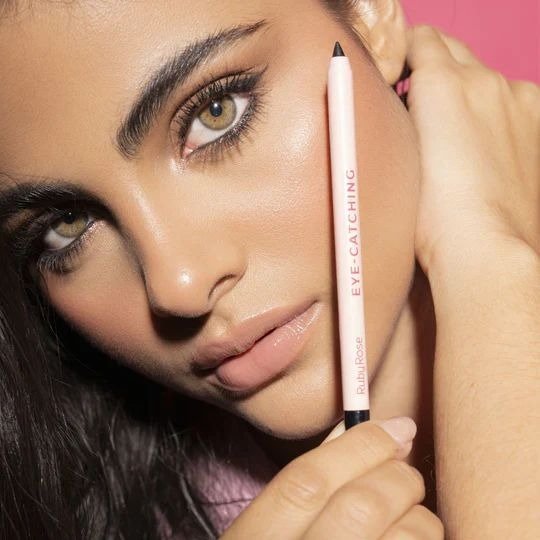 Producto - Delineador cremoso eye catching Ruby Rose