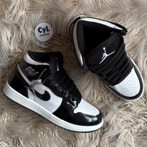 Producto - Jordan Botita Charol