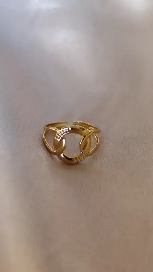 Producto - Anillo LÚMERA Dorado Lenofe