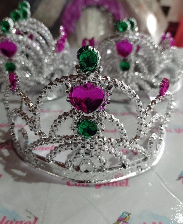 Producto - Corona Princesa plástica económica