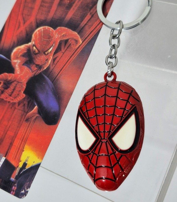 Producto - Llavero Spiderman metal face