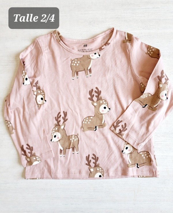 Remera manga larga HyM talle 2/4 ciervo