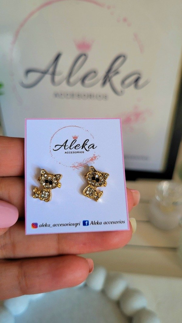 Producto - Aros gatitos con strass de acero dorado - 1