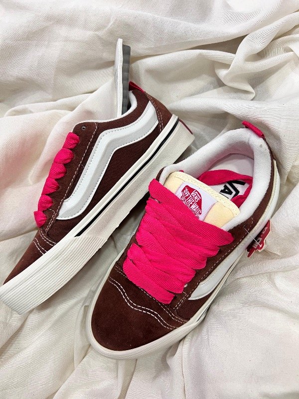 Producto - Vans KNU marrón Premium
