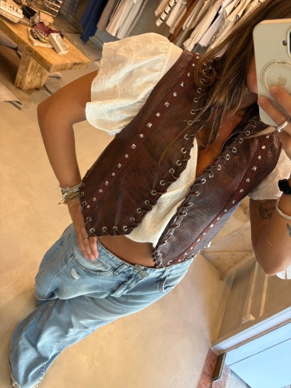 Producto - Cheleco Tachas