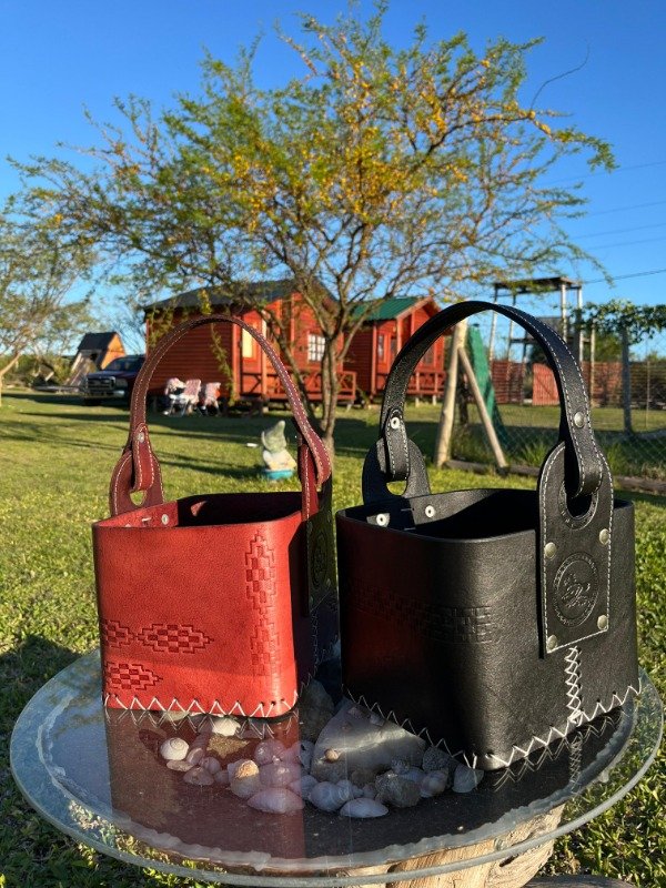 Producto - CANASTA MATERA CUERO 4X4