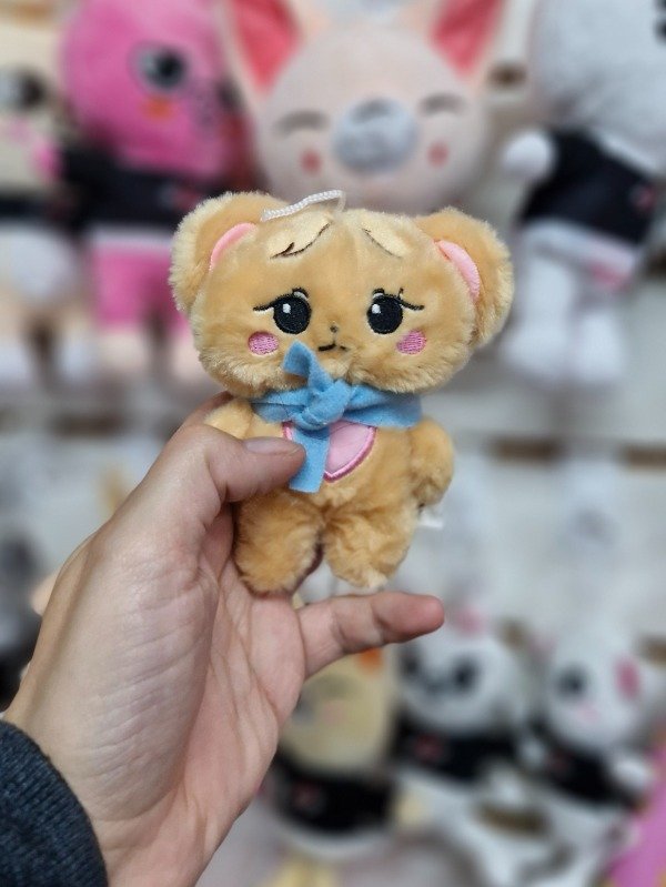 Producto - BLACKPINK - LLAVERO PELUCHE GOMDEUKI JENNIE